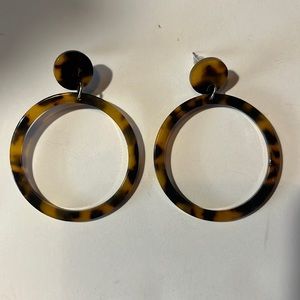 Tortoise Shell Resin Post Hoop Earrings